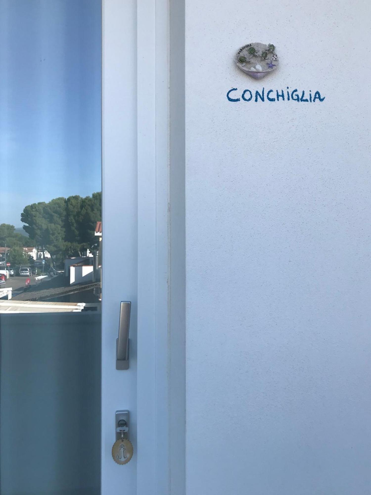 Case Vacanze "Bianco Mare" Porto Pino Room photo